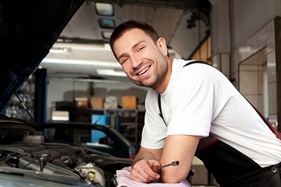 Interventi di piccola meccanica su auto